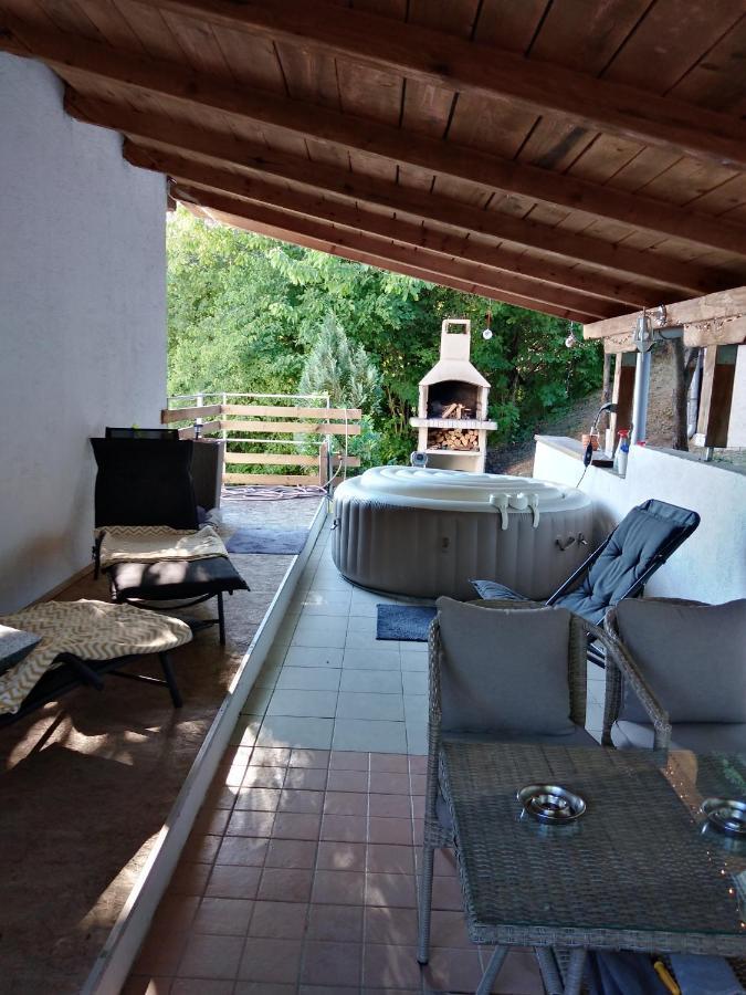Holiday Home Nature Plesivica Jastrebarsko Eksteriør billede
